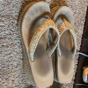 Volatile Sandels   7 1/2 tan